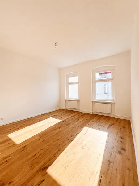 Lichtdurchflutete Wohnung mit einer Einbauküche und Regendusche — photo 1